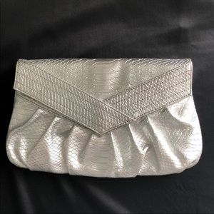 Urban Expressions clutch